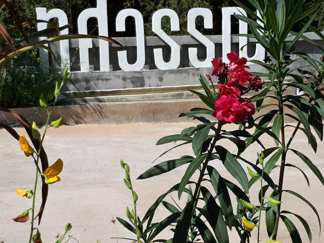 Thosawan Resort ทศวรรณ รีสอร์ท Khong Chiam Exterior photo